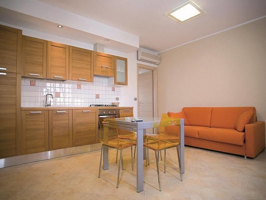 Hotel Villa Lo Scoglietto San Vincenzo Luaran gambar