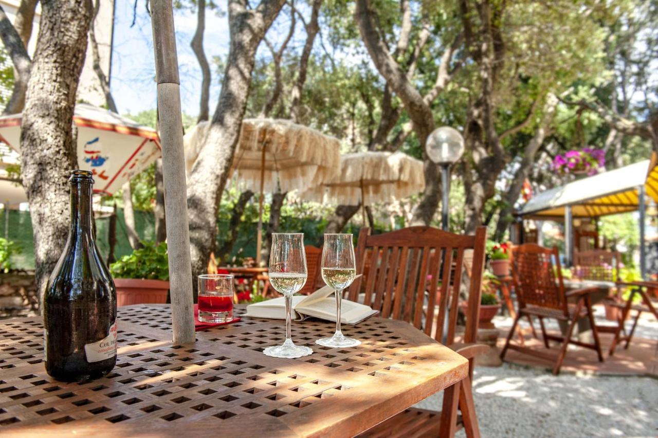 Hotel Villa Lo Scoglietto San Vincenzo Luaran gambar