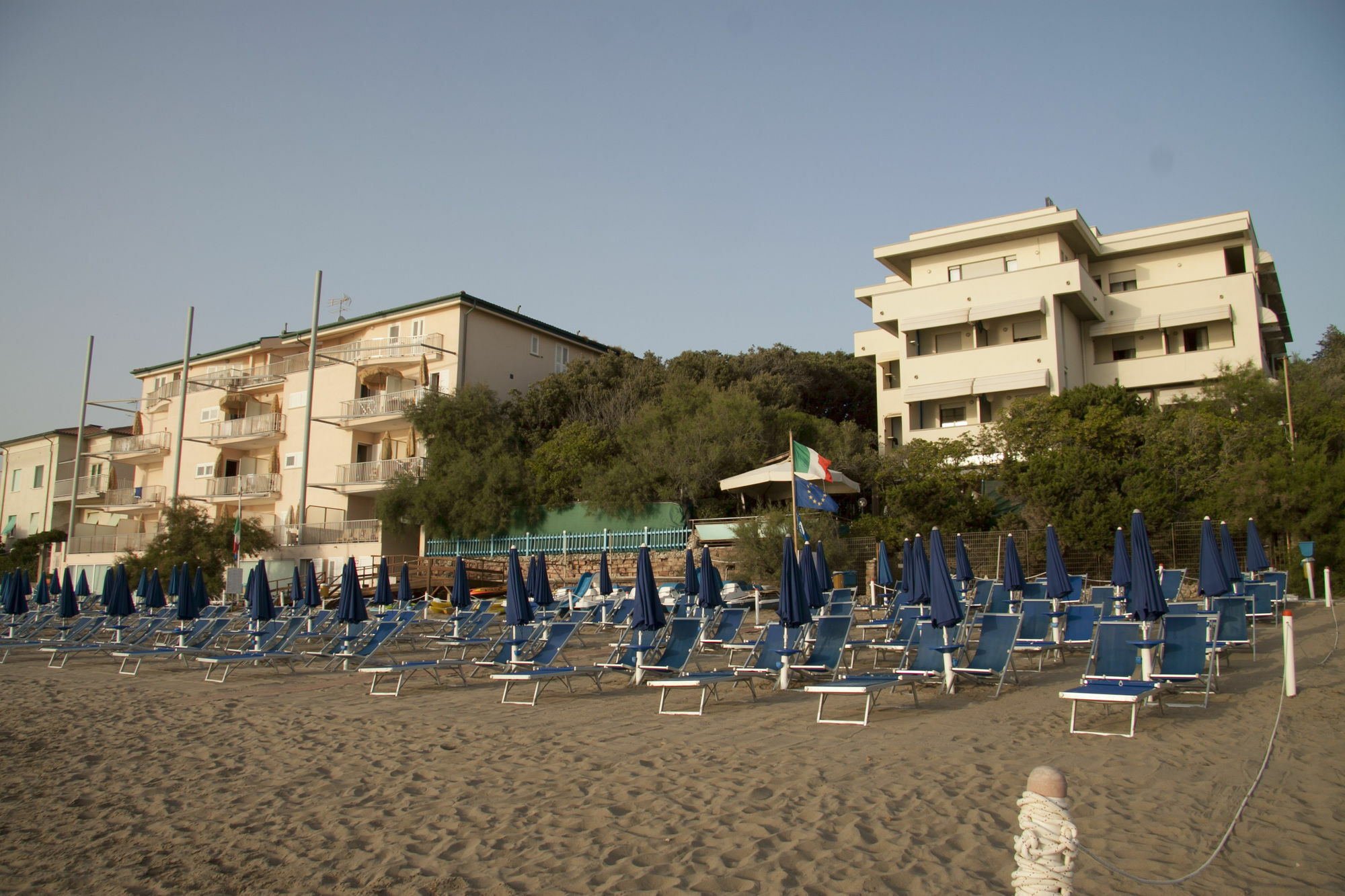 Hotel Villa Lo Scoglietto San Vincenzo Luaran gambar