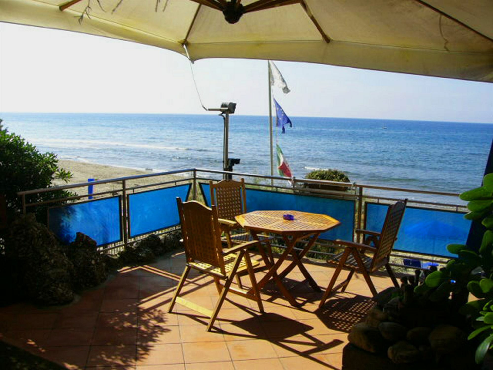 Hotel Villa Lo Scoglietto San Vincenzo Luaran gambar